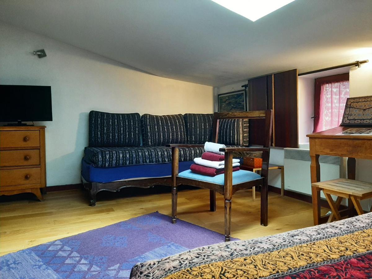 Chambres D'Hotes Le Petit Siam : Le Calme En Centre Ville Clermont-Ferrand Kültér fotó